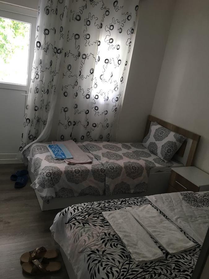 Guesthouse Skender Selimaj 발보너 외부 사진